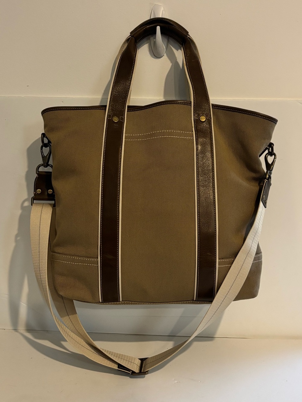 Coach RARE Leather Trim 2 Way Canvas Boat Tote/ Weekend Bag/ Work Tote - Picture 2 of 14